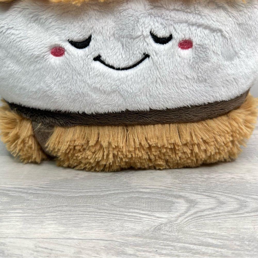 Squishable Mini S’more plush - Picture 2 of 11